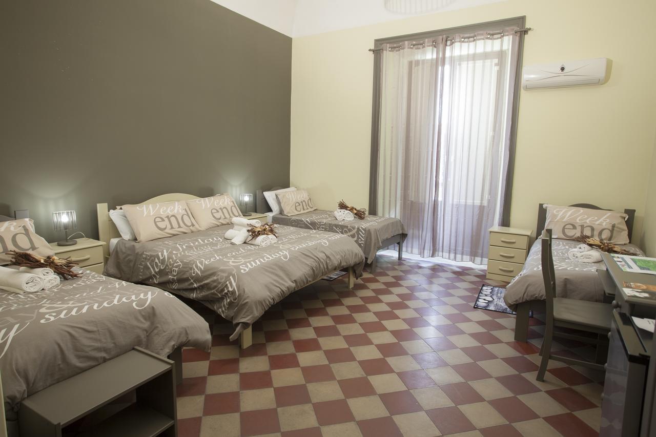 Bed and Breakfast Siciliaetnamare Riposto Esterno foto