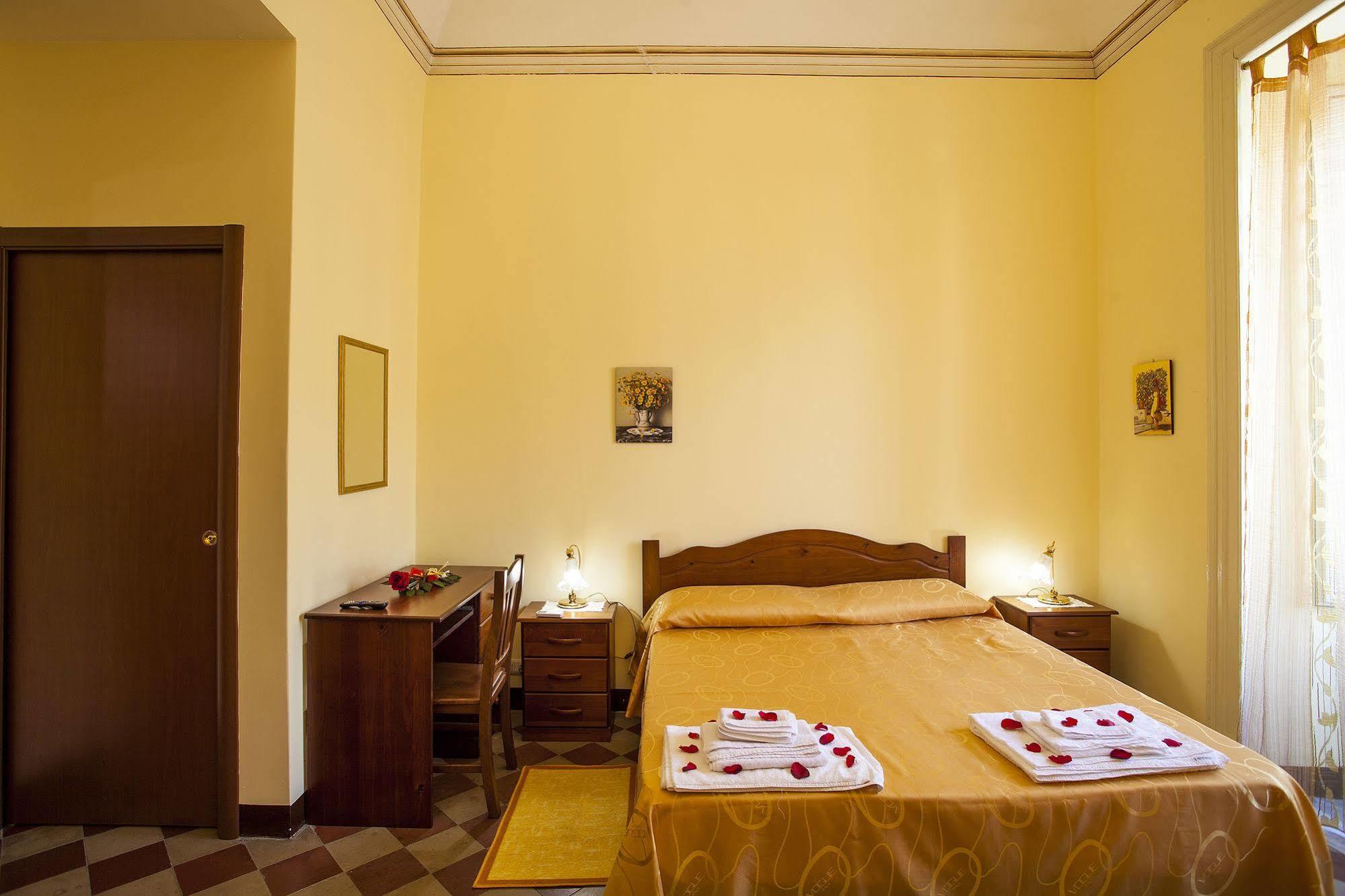 Bed and Breakfast Siciliaetnamare Riposto Esterno foto