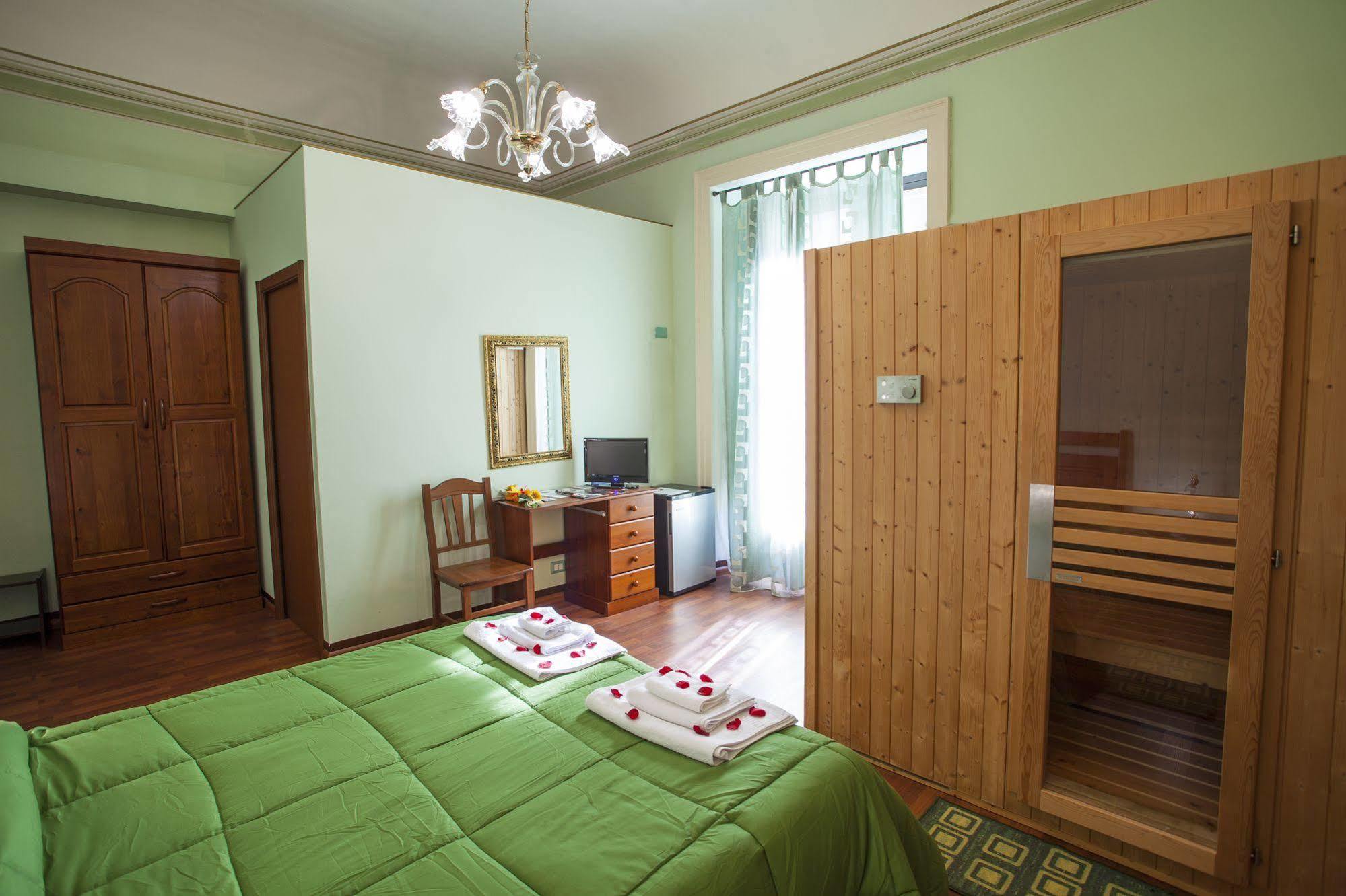 Bed and Breakfast Siciliaetnamare Riposto Esterno foto